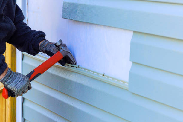 Reliable Emergency Siding Repair contractor in Northfield, OH by Squared Siding